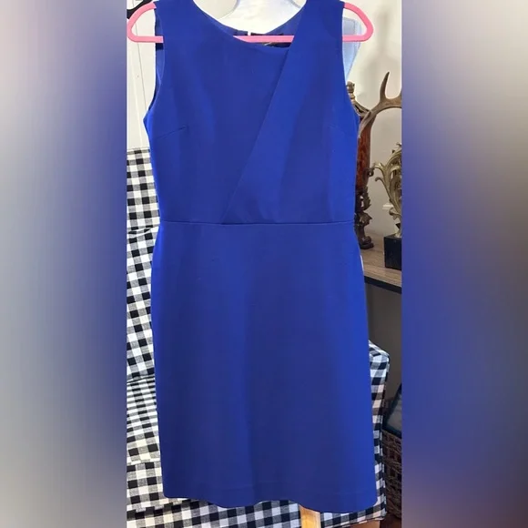 Tahari Authur S. Levine Size 10 Purple Dress - Picture 1 of 3